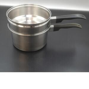 VTG Kitchen Craft Stainless Steel 3 ply 3 Quart Pot with Steaming Basket. NO LID